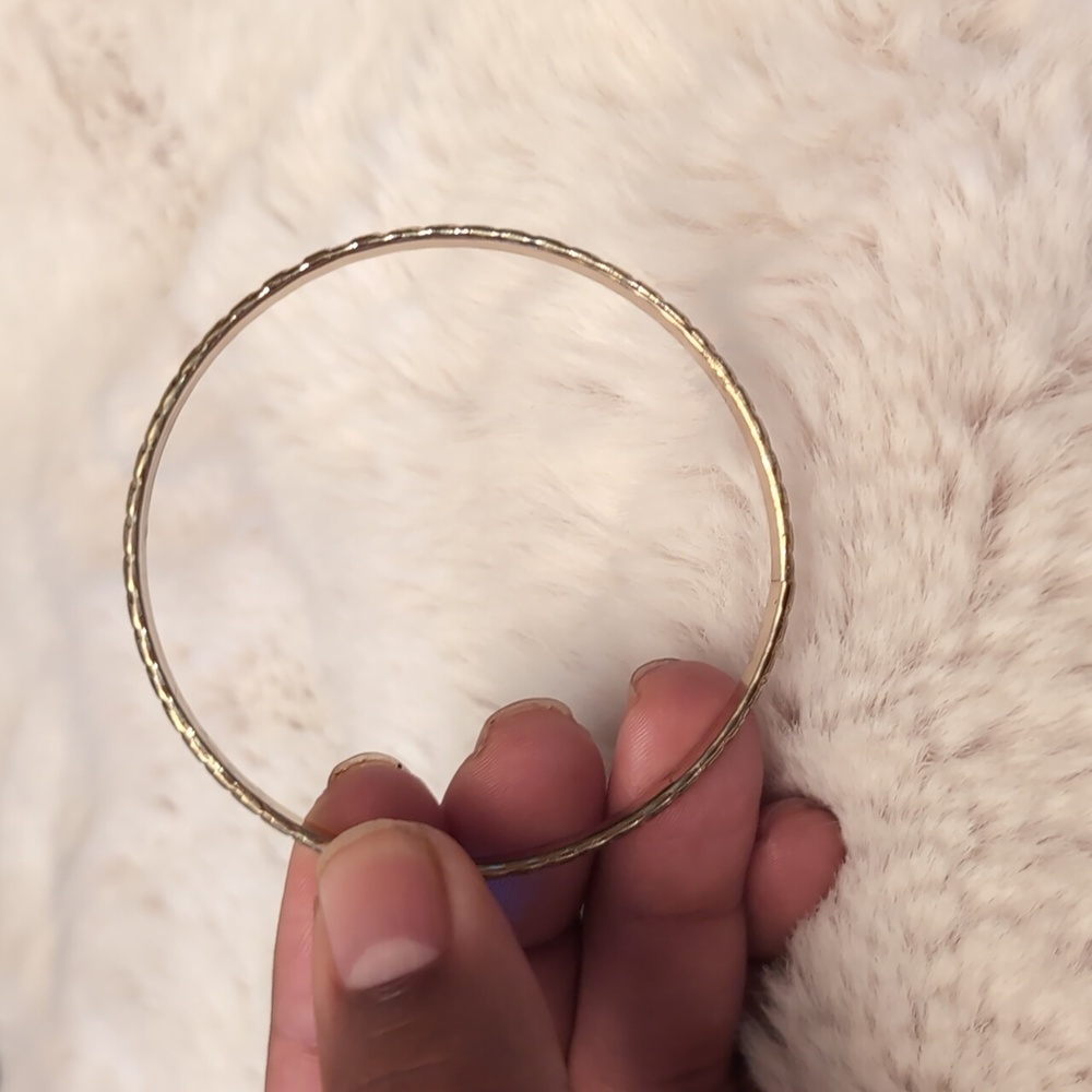 Two Silver Toned Textured Pattern Bangles - Picture 10 of 10